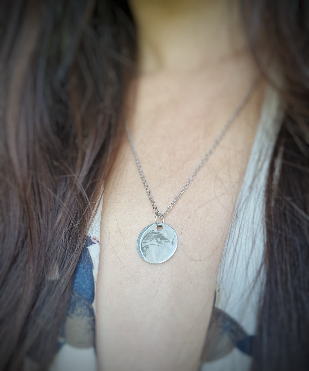 Pendentif - La Carpe - Personnalisation offerte