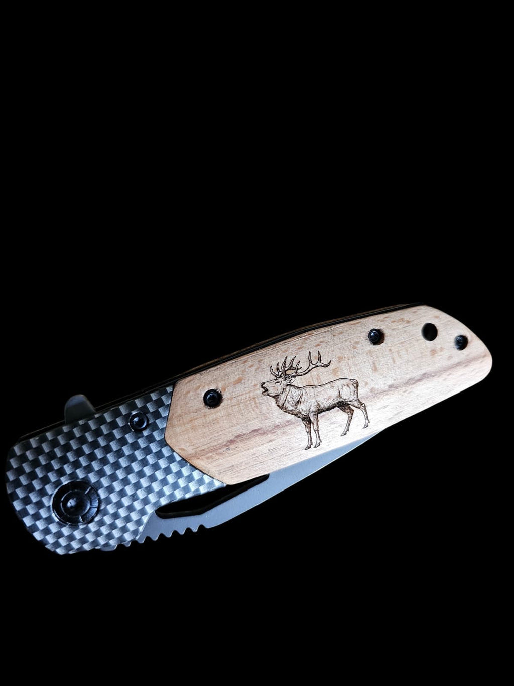 Le cadeau parfait pour chasseur – Couteau gravé Cerf personnalisé